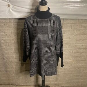 Colour‎ Eighteen Womens Turtleneck Poncho Sweater  Plaid Black Gray L